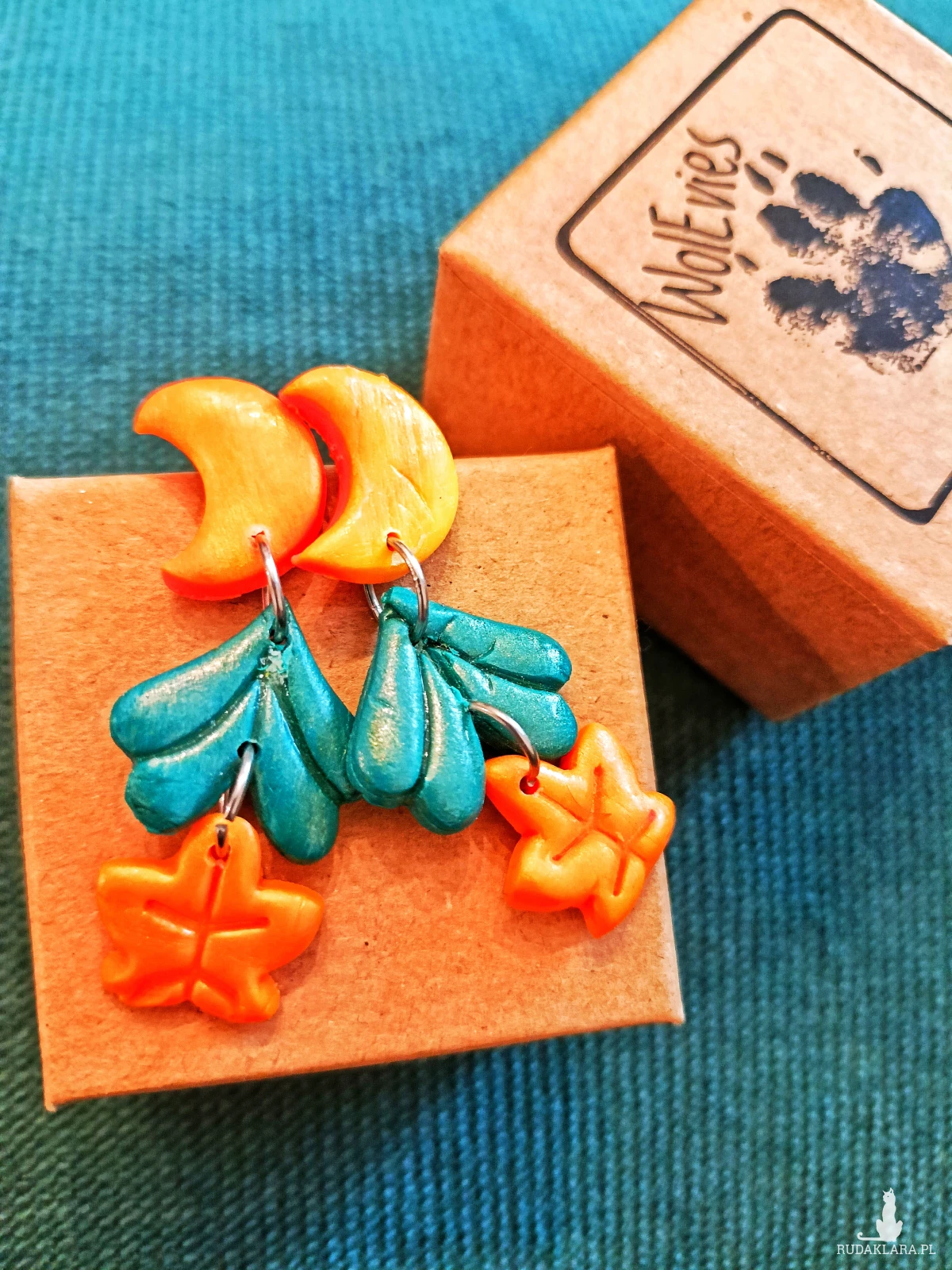 Kolczyki księżyce z liśćmi – długie wiszące kolczyki handmade | biżuteria z glinki polimerowej | styl boho